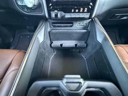Used 2021 RAM 1500 Limited w/ Body Color Bumper Group AWD/4WD image 26