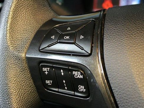 Used 2019 Ford Explorer XLT w/ Safe & Smart Package image 23