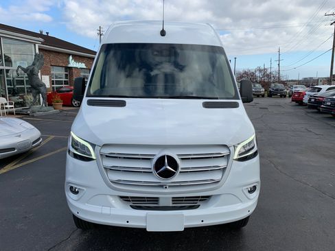 Used 2020 Mercedes-Benz Sprinter 2500 image 29
