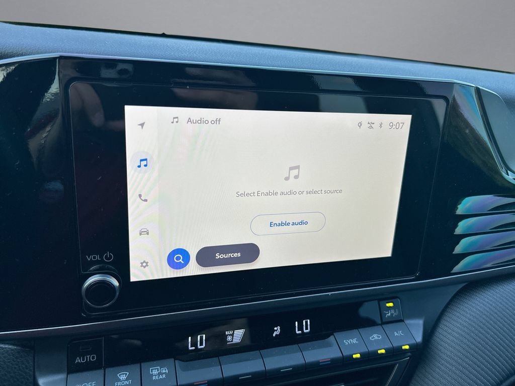 Certified 2025 Toyota Camry SE FWD image 23