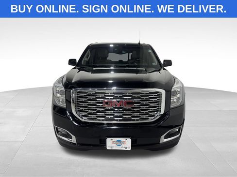 Used 2018 GMC Yukon Denali w/ Open Road Package AWD/4WD image 11