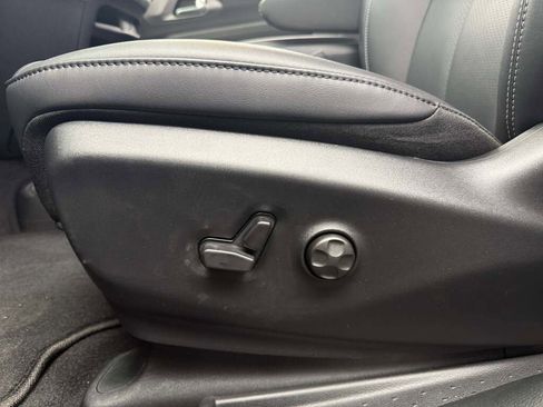 New 2026 Chrysler Pacifica Select image 22