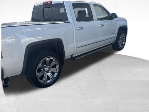 Used 2018 GMC Sierra 1500 Denali w/ Denali Ultimate Package AWD/4WD image 3
