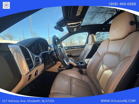 Used 2018 Porsche Cayenne image 7