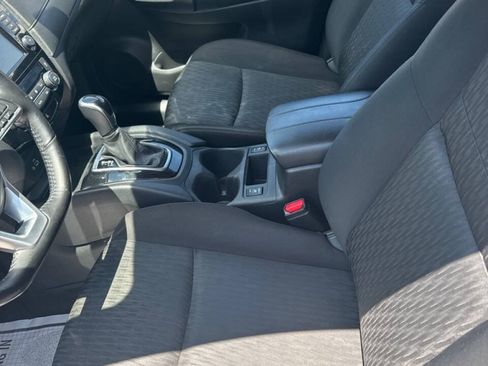 Used 2020 Nissan Rogue SV AWD/4WD image 8