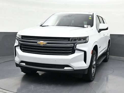 Used 2022 Chevrolet Tahoe LT w/ Luxury Package RWD image 9