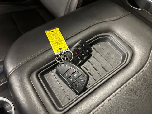 Used 2021 Chevrolet Tahoe High Country w/ Premium Package AWD/4WD image 39