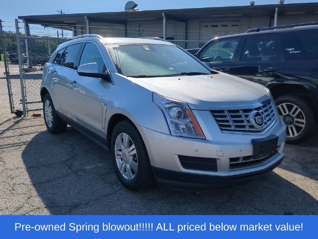 Used 2016 Cadillac SRX Luxury w/ Driver Awareness Package AWD/4WD image 4