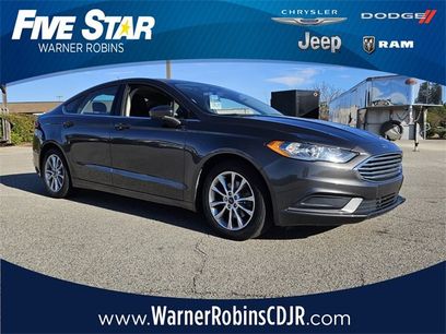 Used 2017 Ford Fusion SE w/ Fusion SE Technology Package