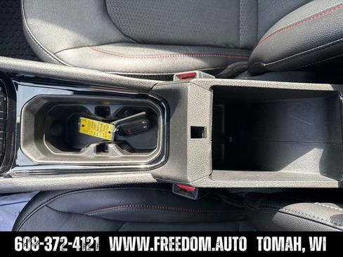 Used 2025 Jeep Compass Trailhawk AWD/4WD image 24