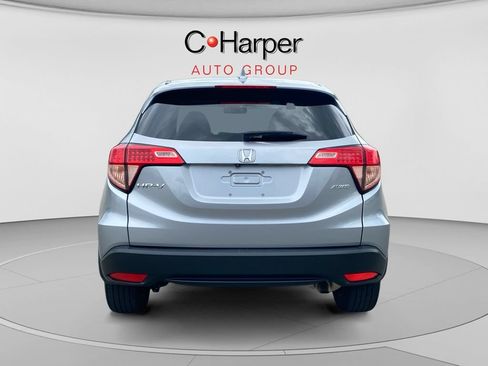 Used 2018 Honda HR-V EX image 4