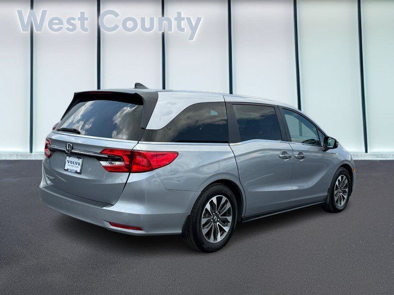 Used 2023 Honda Odyssey EX-L image 4