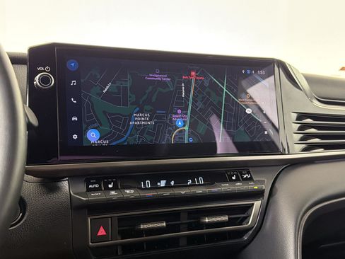 Used 2025 Toyota Camry XSE FWD image 18