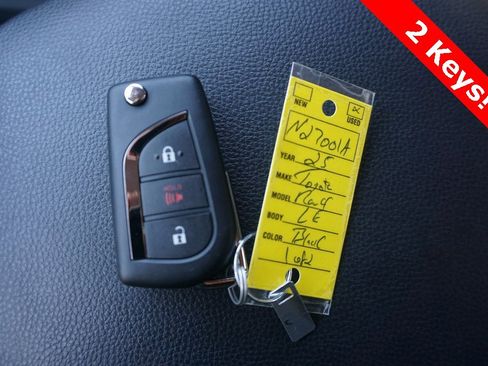 Certified 2025 Toyota RAV4 LE image 27