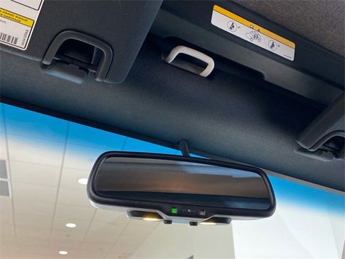 Used 2017 Jeep Wrangler Unlimited Sahara w/ Connectivity Group image 23