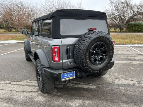 Used 2022 Ford Bronco Wildtrak image 8