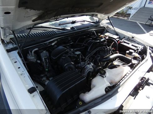 Used 2010 Ford Explorer Sport Trac XLT image 7