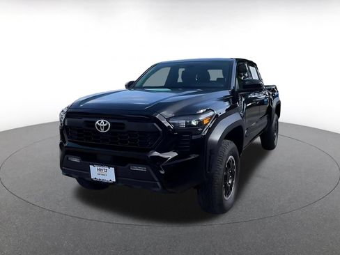 Used 2025 Toyota Tacoma TRD Off-Road AWD/4WD image 5