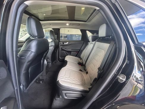 Used 2024 Ford Escape SE w/ PHEV Premium Package FWD image 34