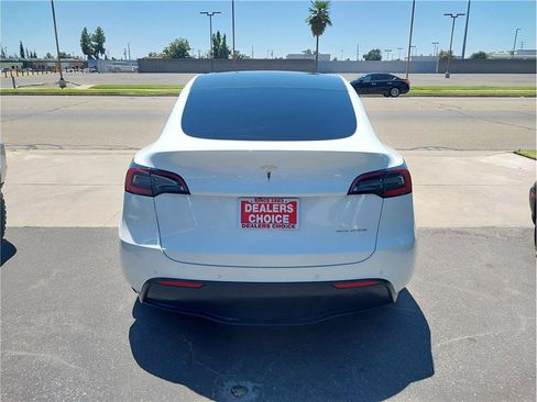 Used 2021 Tesla Model Y Long Range AWD/4WD image 5