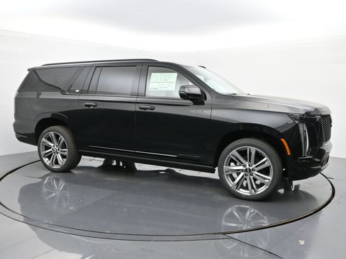 New 2026 Cadillac Escalade ESV Platinum Sport image 7