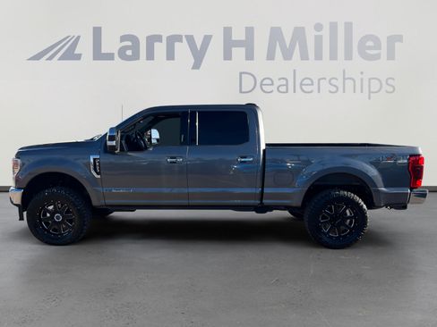 Used 2022 Ford F350 Lariat w/ Lariat Ultimate Package image 2
