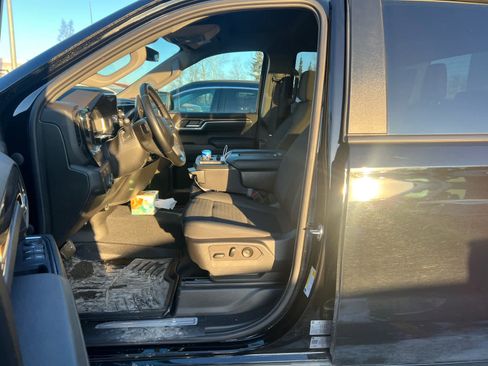 Certified 2023 Chevrolet Silverado 1500 RST image 5