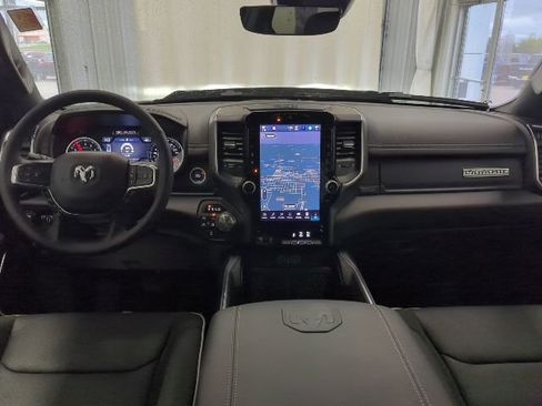 Used 2026 RAM 1500 Laramie w/ Sport Appearance Package AWD/4WD image 32