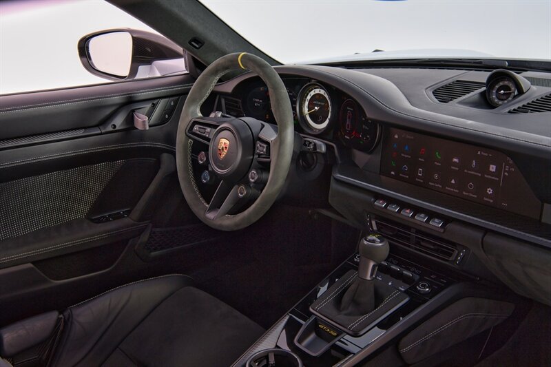 Used 2025 Porsche 911 GT3 RS RWD image 37