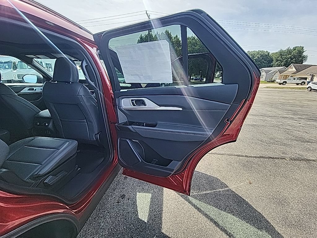 New 2027 Ford Explorer Active w/ Active Comfort Package AWD/4WD image 12