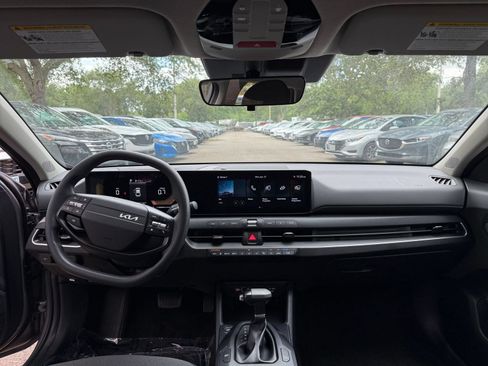 Used 2025 Kia K4 FWD image 31