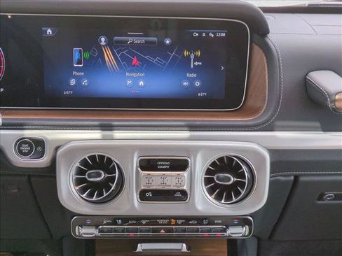 Used 2025 Mercedes-Benz G 550 image 15