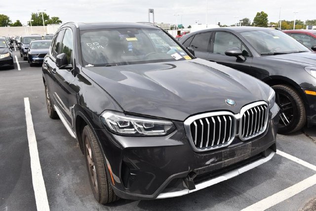 Used 2022 BMW X3 xDrive30i w/ Premium Package 2 AWD/4WD image 4