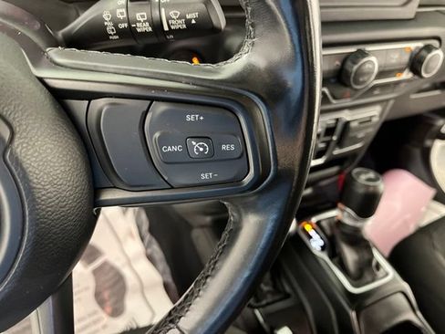 Used 2022 Jeep Wrangler Unlimited Sport AWD/4WD image 22
