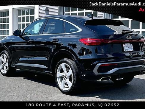 Used 2025 Audi Q5 Premium Plus w/ Premium Plus AWD/4WD image 10