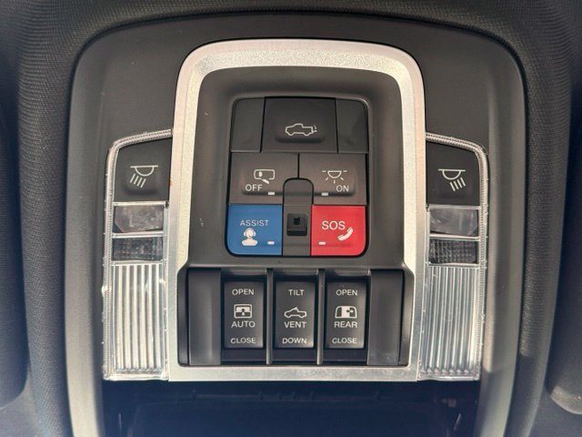 Used 2021 RAM 2500 Laramie AWD/4WD image 26