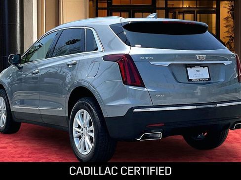 Certified 2024 Cadillac XT5 Luxury w/ LPO, Floor Liner Package AWD/4WD image 4