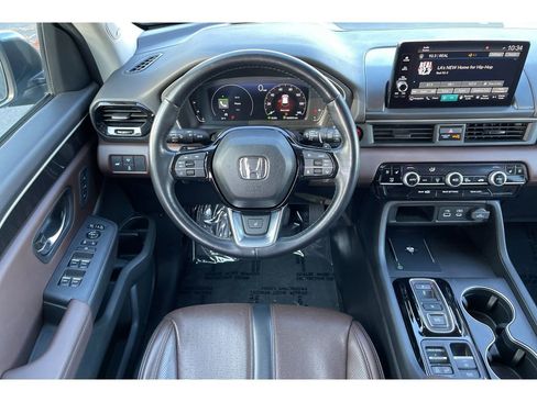 Certified 2023 Honda Pilot Elite image 16