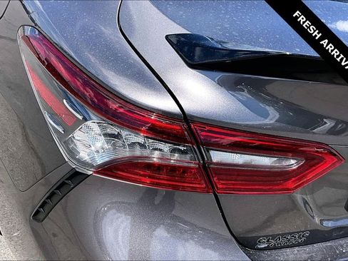 Used 2021 Toyota Camry XSE FWD image 23