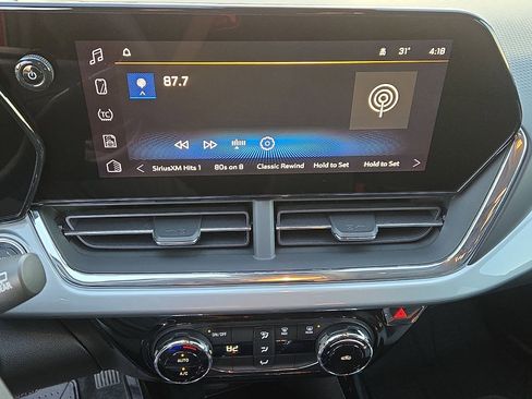 New 2026 Chevrolet Trax LT image 16