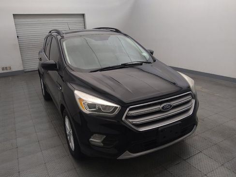 Used 2017 Ford Escape SE w/ SE Leather Comfort Package FWD image 14