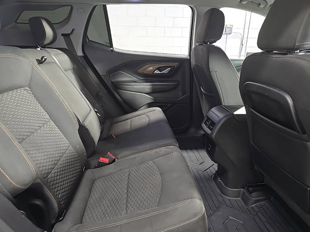 Used 2018 GMC Terrain SLE AWD/4WD image 30