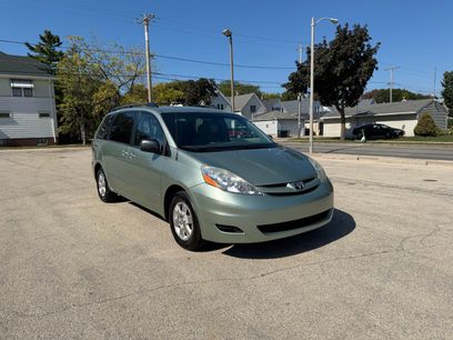 Used 2010 Toyota Sienna LE