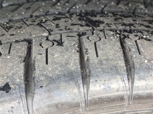 Certified 2022 Chevrolet Corvette Stingray Preferred Cpe w/ Battery Protection Package image 8