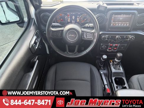 Used 2022 Jeep Wrangler Unlimited Sport image 13