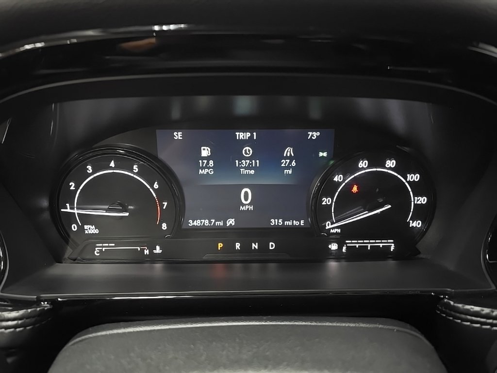 Used 2022 Lincoln Corsair AWD w/ Equipment Group 101A image 23