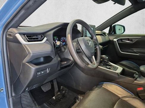 Used 2022 Toyota RAV4 SE AWD/4WD image 10