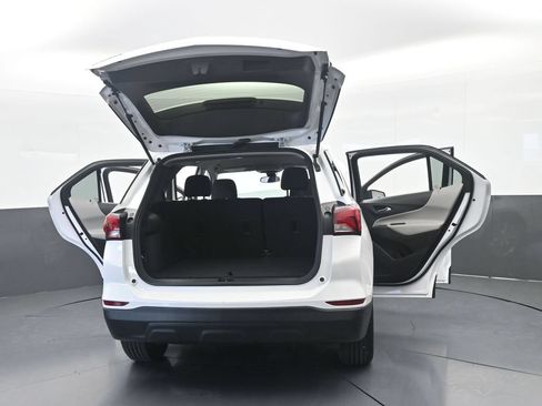 Used 2024 Chevrolet Equinox LS w/ Driver Confidence II Package FWD image 68