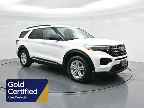 Certified 2023 Ford Explorer XLT image 1