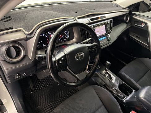 Used 2016 Toyota RAV4 XLE FWD image 4